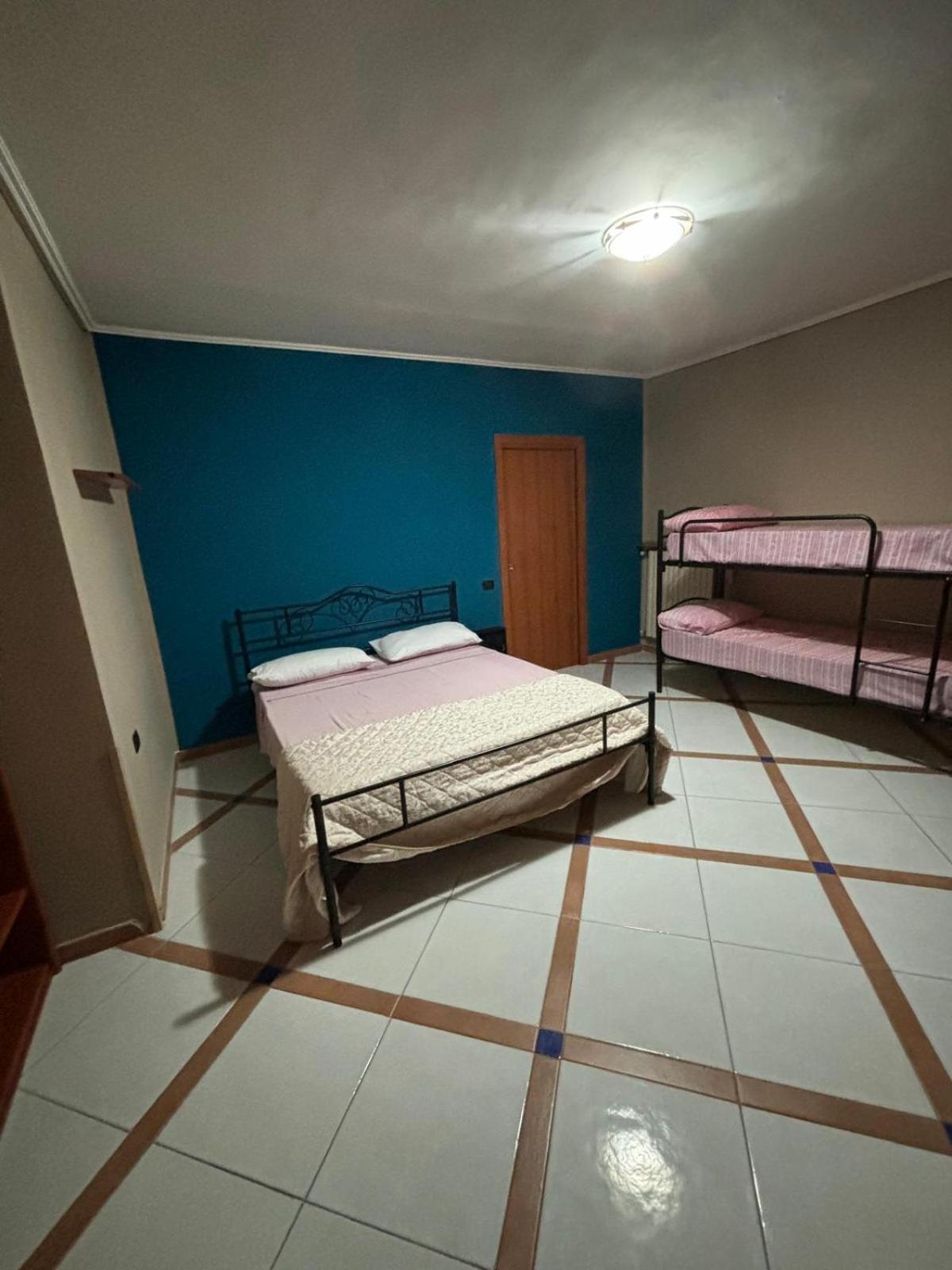 Casa Toto' Apartment Naples Bilik gambar
